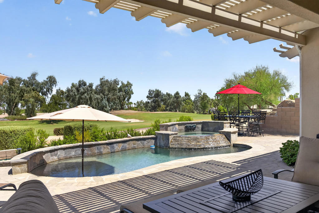 61414 Topaz Drive - Photo 4