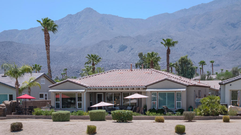 61414 Topaz Drive - Photo 0