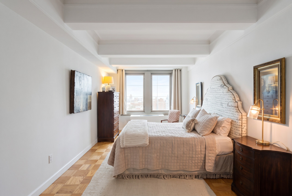101 West 55th Street - Photo 4