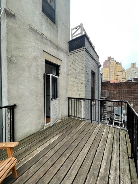 67 West 89th Street - Photo 11