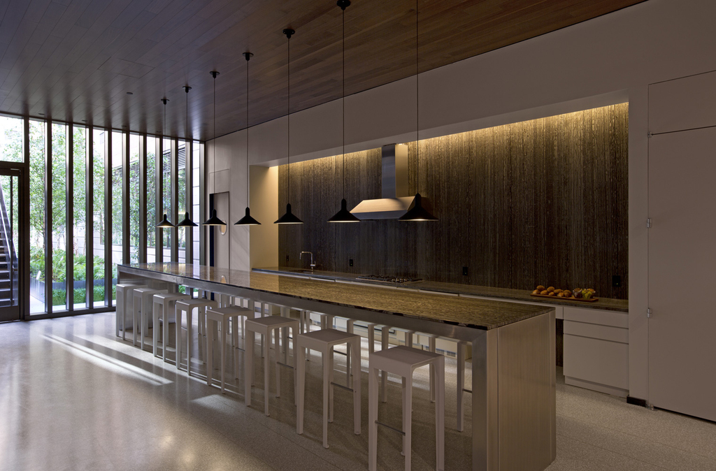 West 45 st - Photo 11