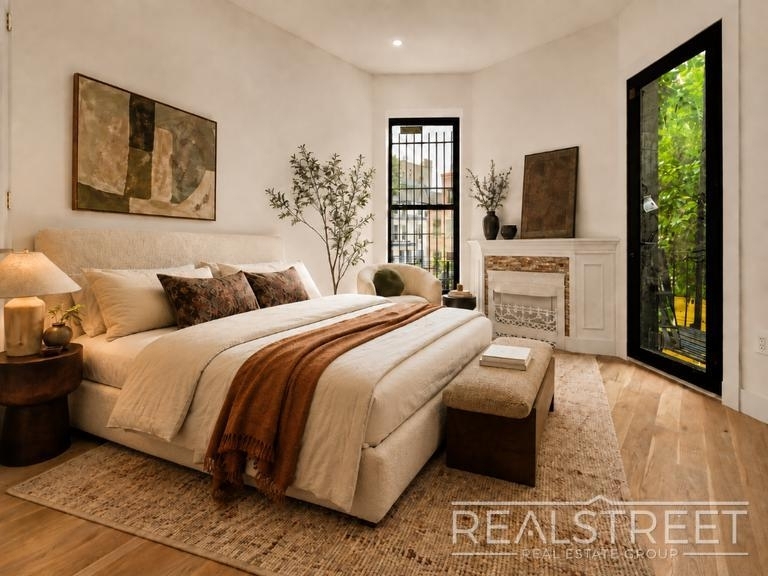 1267 Bergen Street - Photo 4