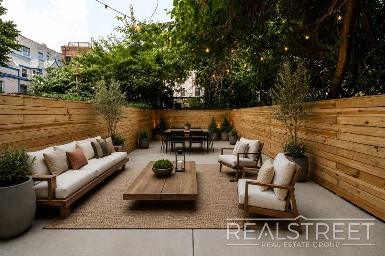 1267 Bergen Street - Photo 6