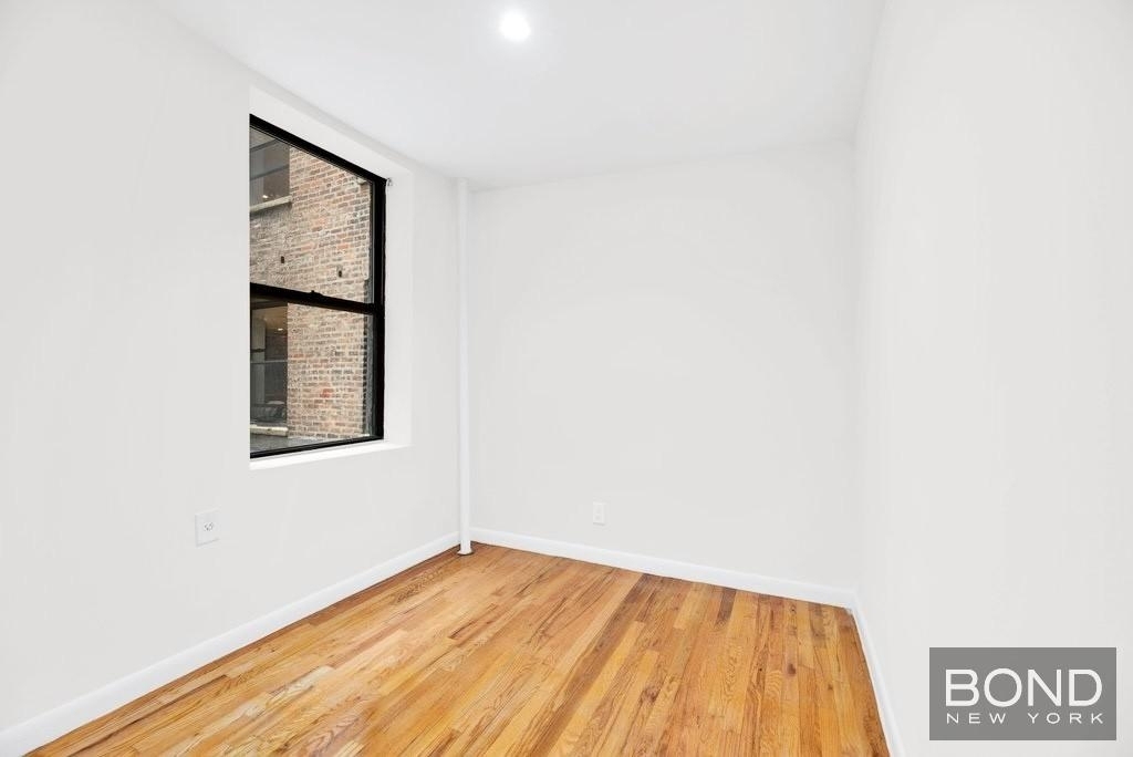 Christopher Street - Photo 3