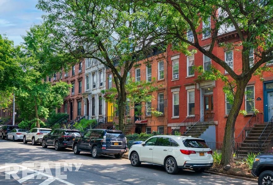 17th Street - Photo 2