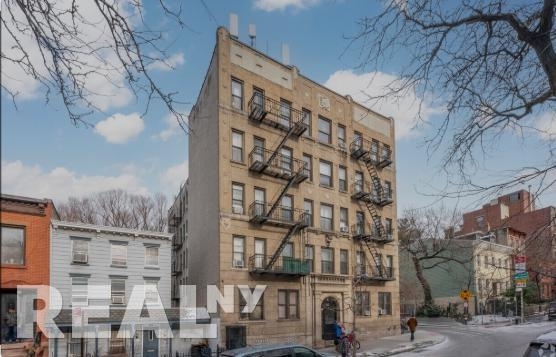 17th Street - Photo 0
