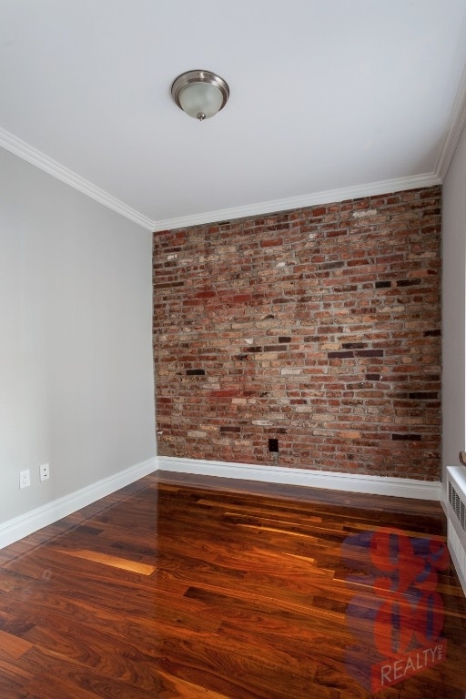 Lexington Ave - Photo 3
