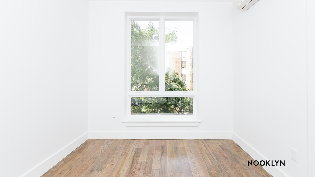 484 Gates Ave 11216 - Photo 4