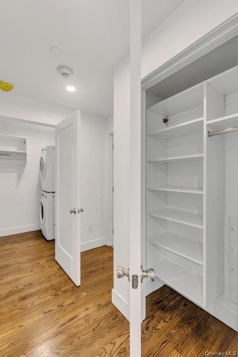 1431 Old Northern Boulevard - Photo 16