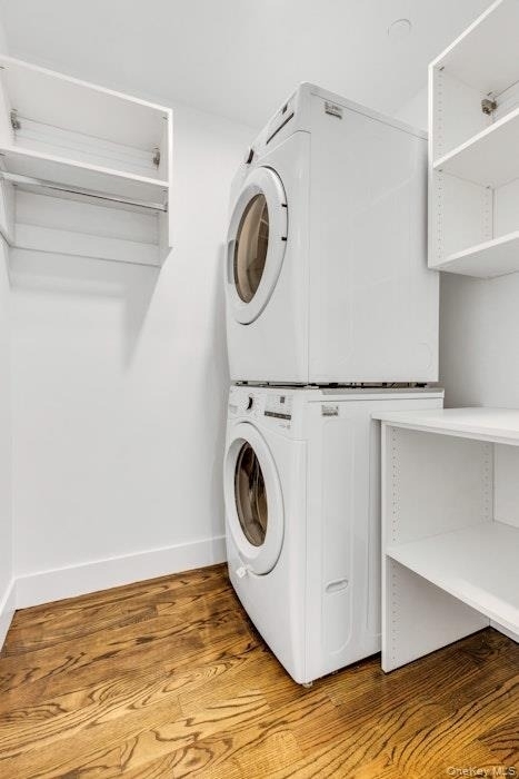 1431 Old Northern Boulevard - Photo 17