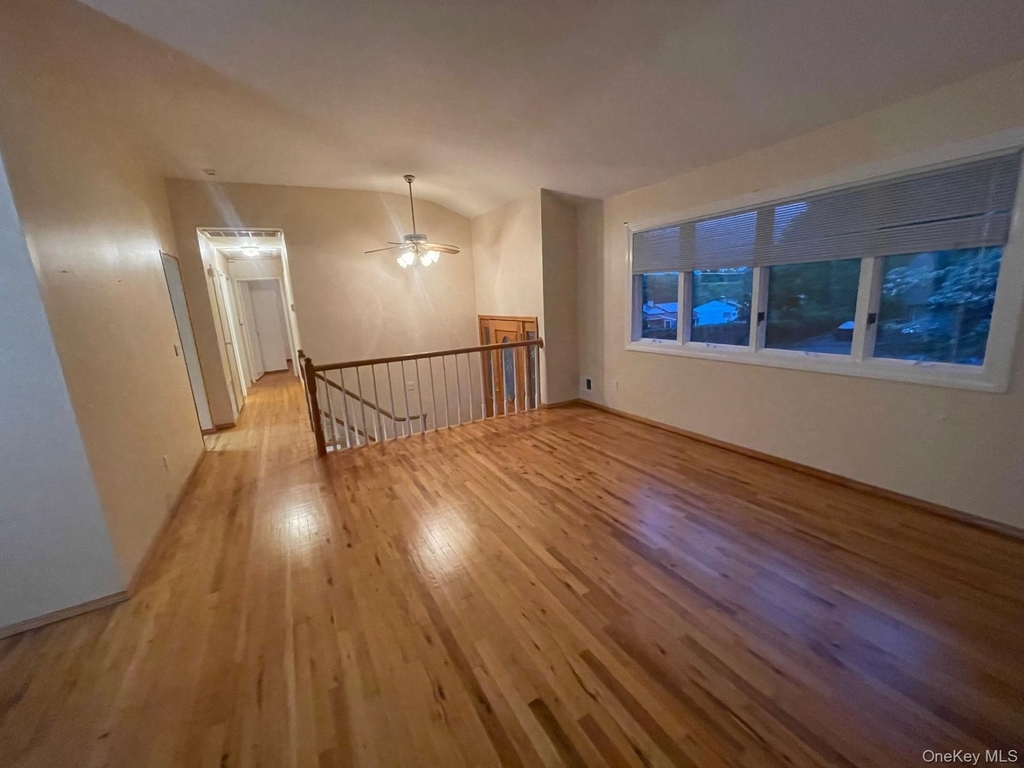 18 Greenwich Road - Photo 7
