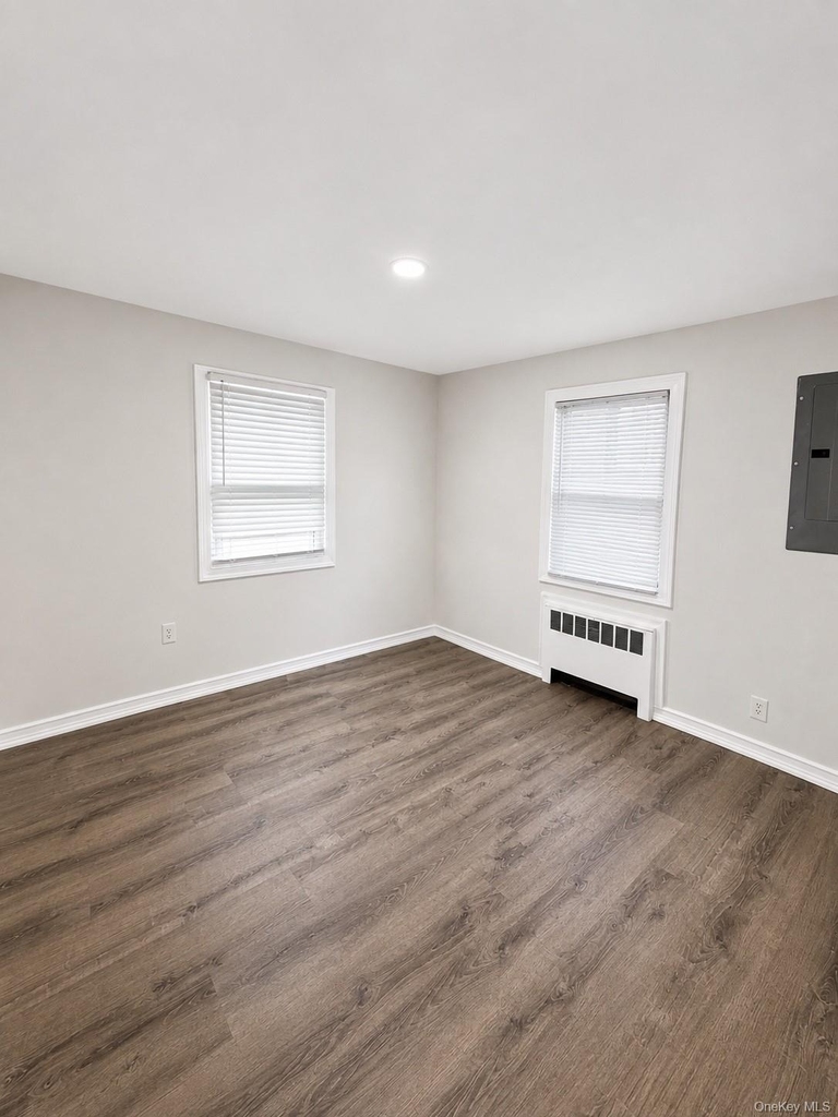 1333 5th Avenue - Photo 1