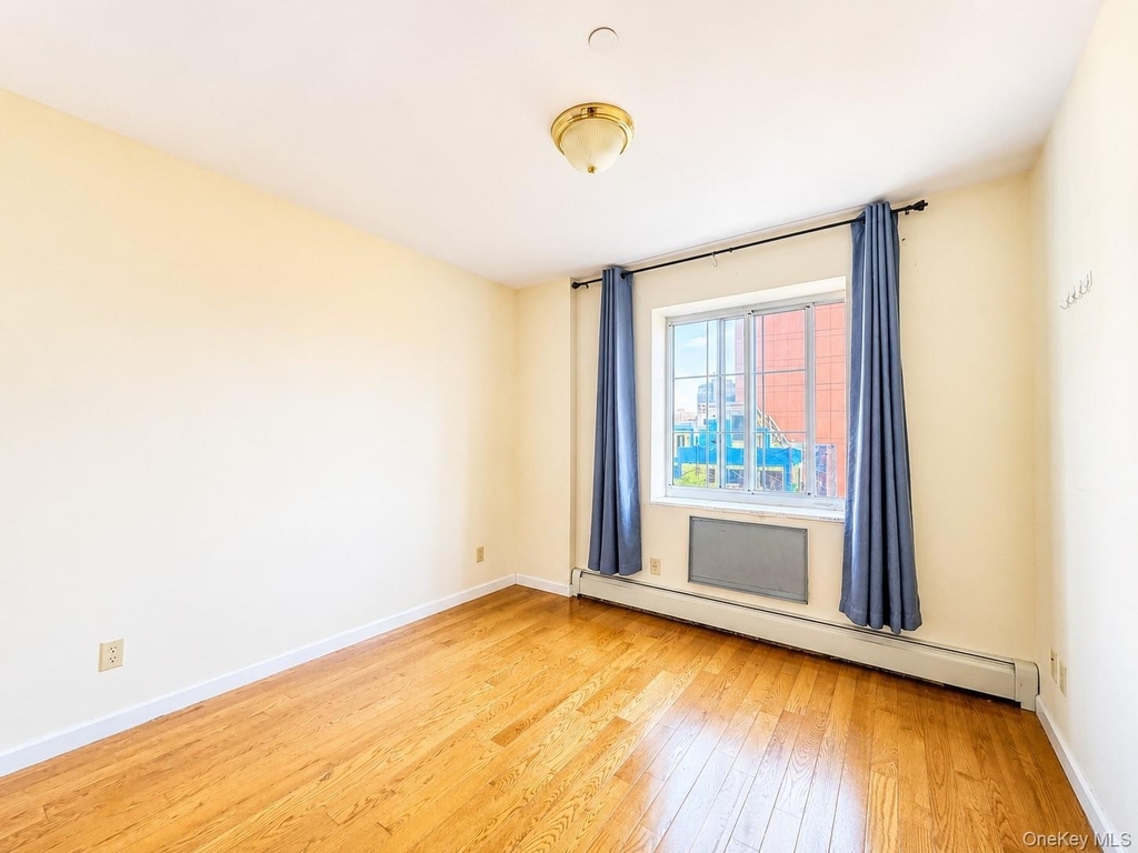3506 Leavitt Street - Photo 2