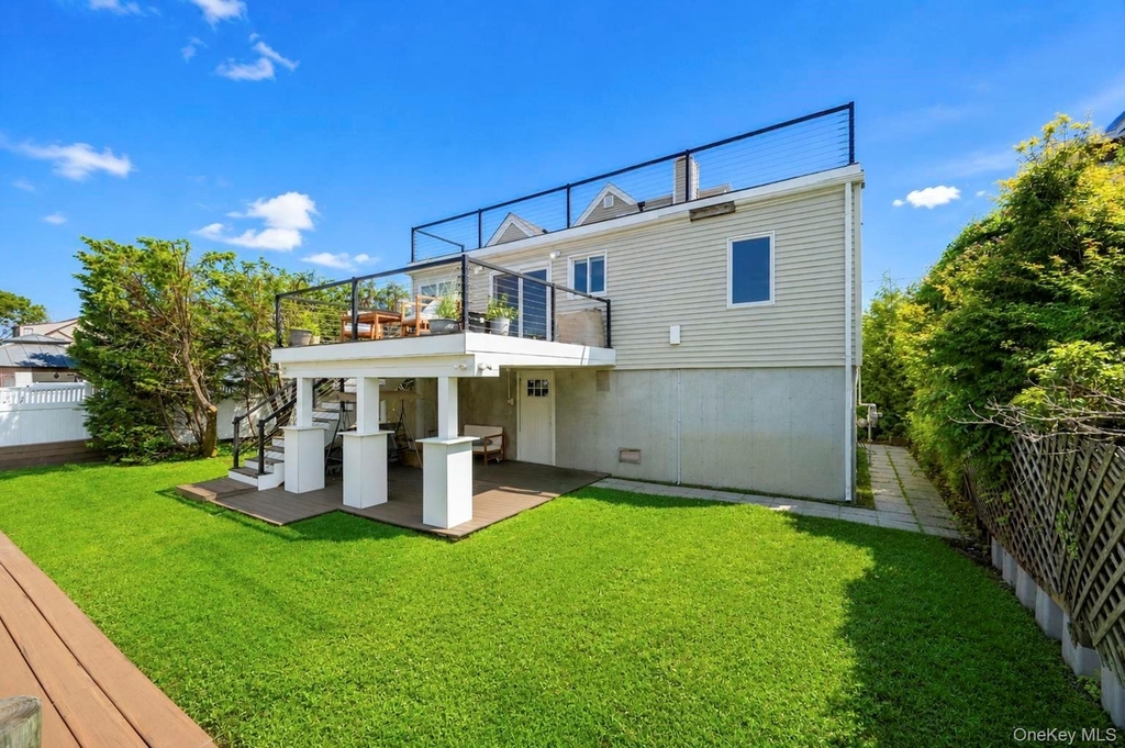 308 Bedell Street - Photo 2