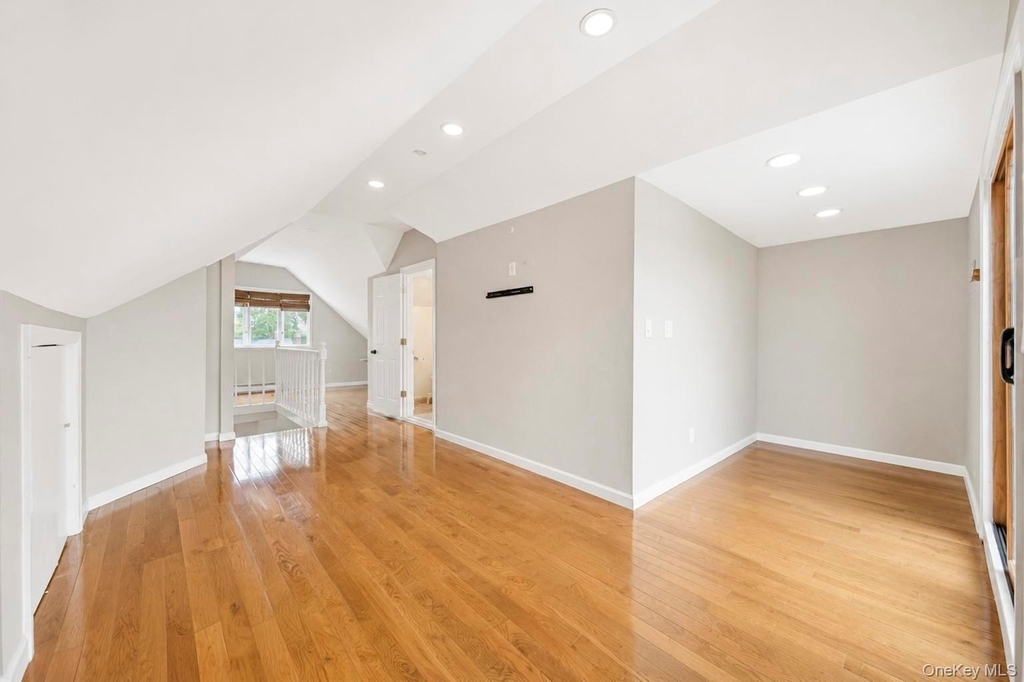 308 Bedell Street - Photo 35