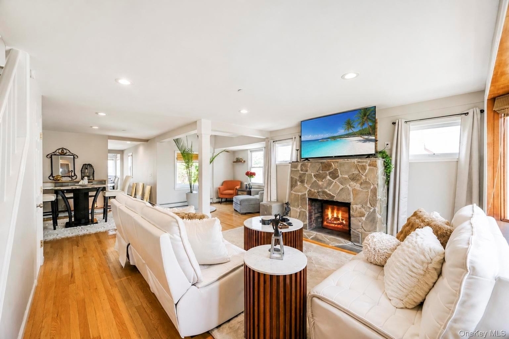 308 Bedell Street - Photo 8