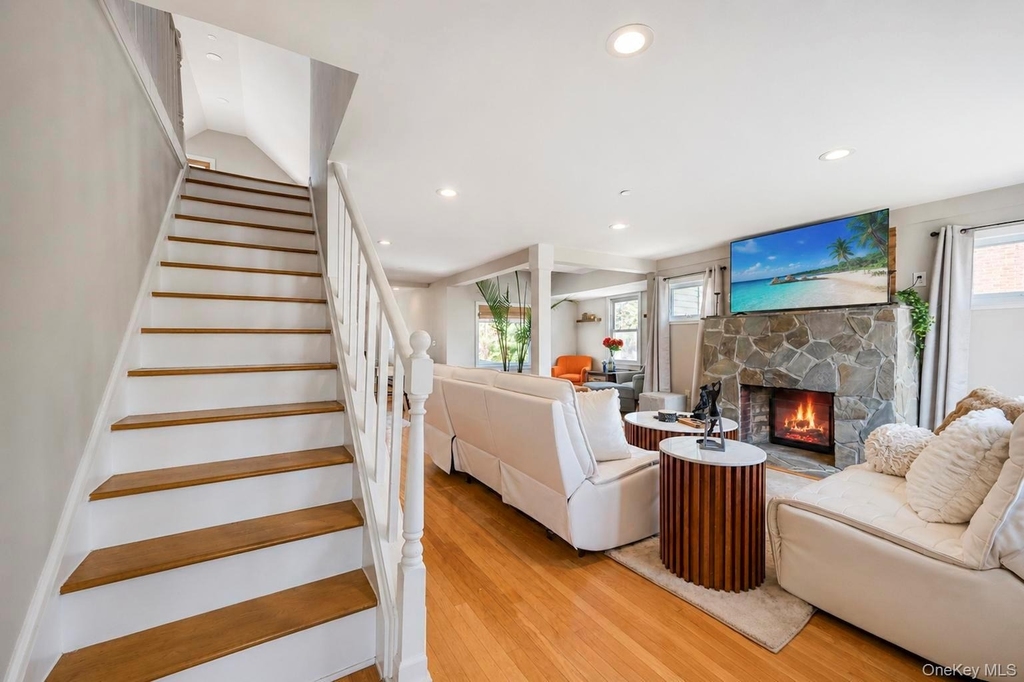 308 Bedell Street - Photo 6