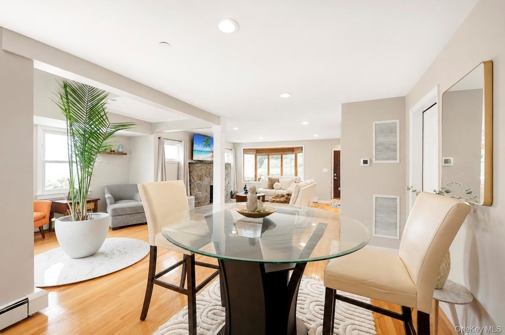 308 Bedell Street - Photo 12