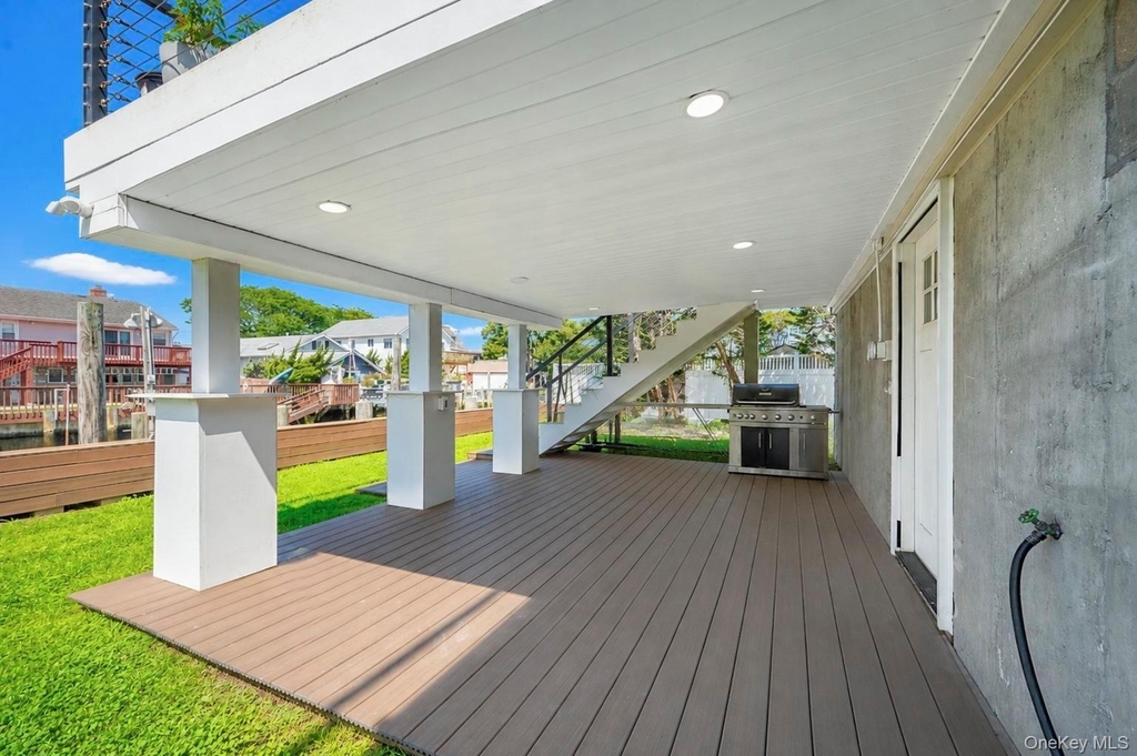 308 Bedell Street - Photo 4