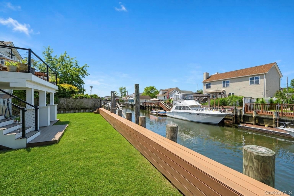308 Bedell Street - Photo 3