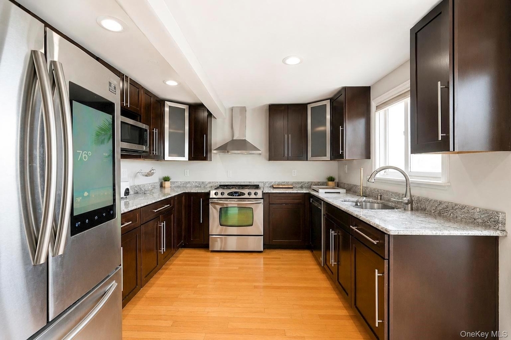 308 Bedell Street - Photo 21