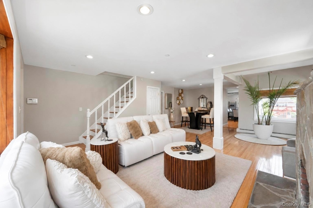308 Bedell Street - Photo 10
