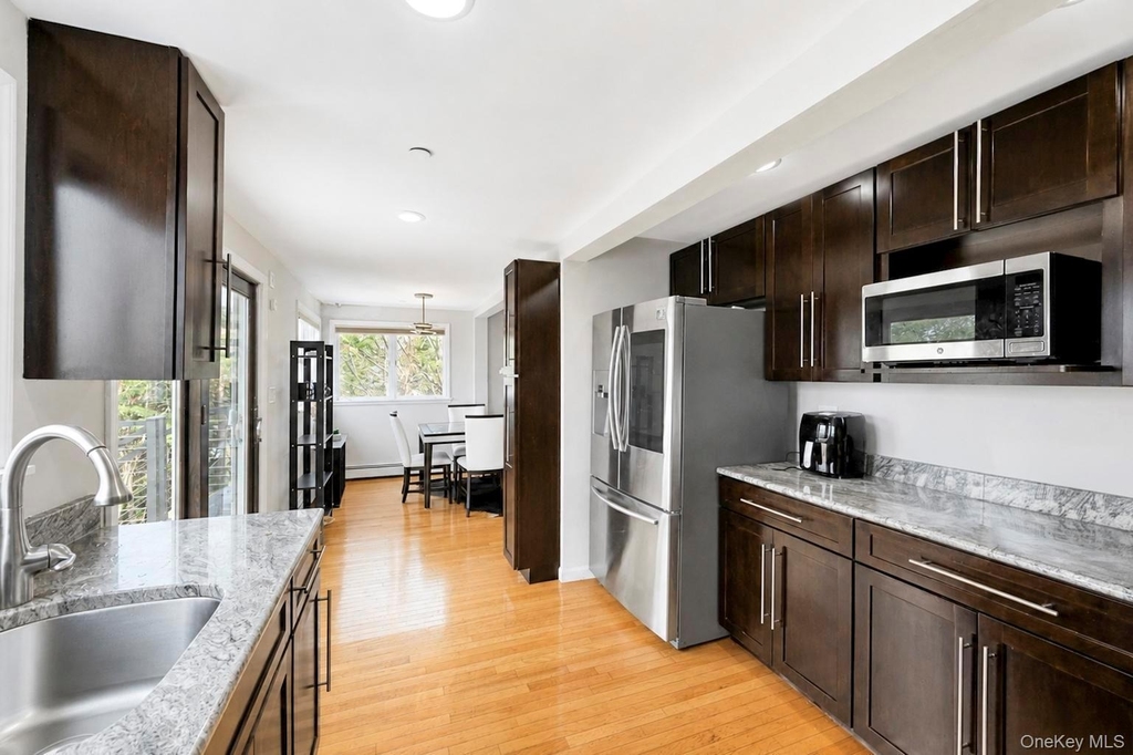 308 Bedell Street - Photo 23
