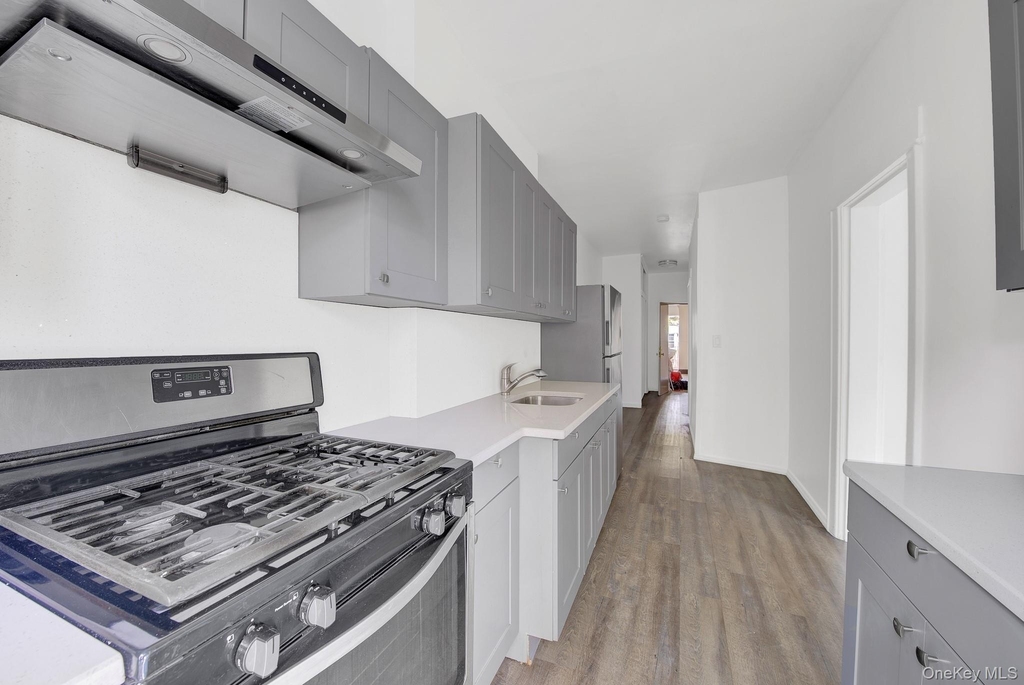 7111 68th Street - Photo 12