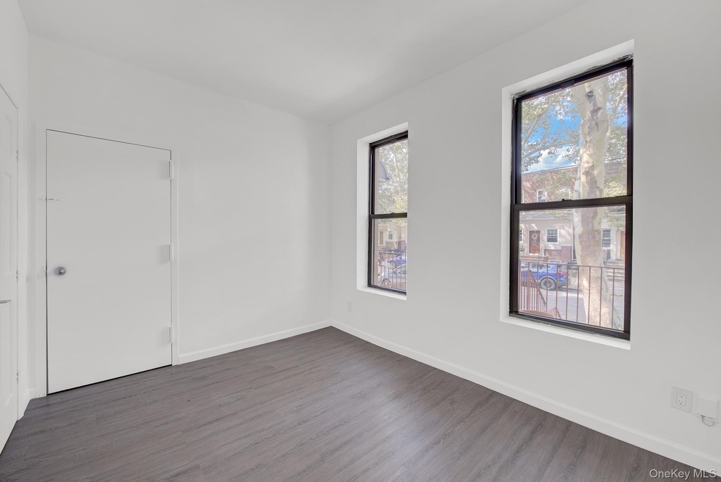 7111 68th Street - Photo 5