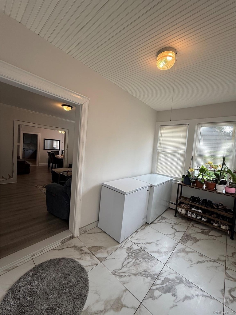 815 Carpenter Place - Photo 3