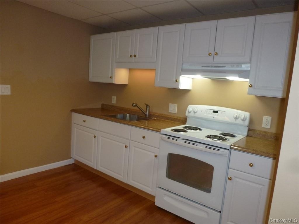 1217 E Main Street - Photo 2