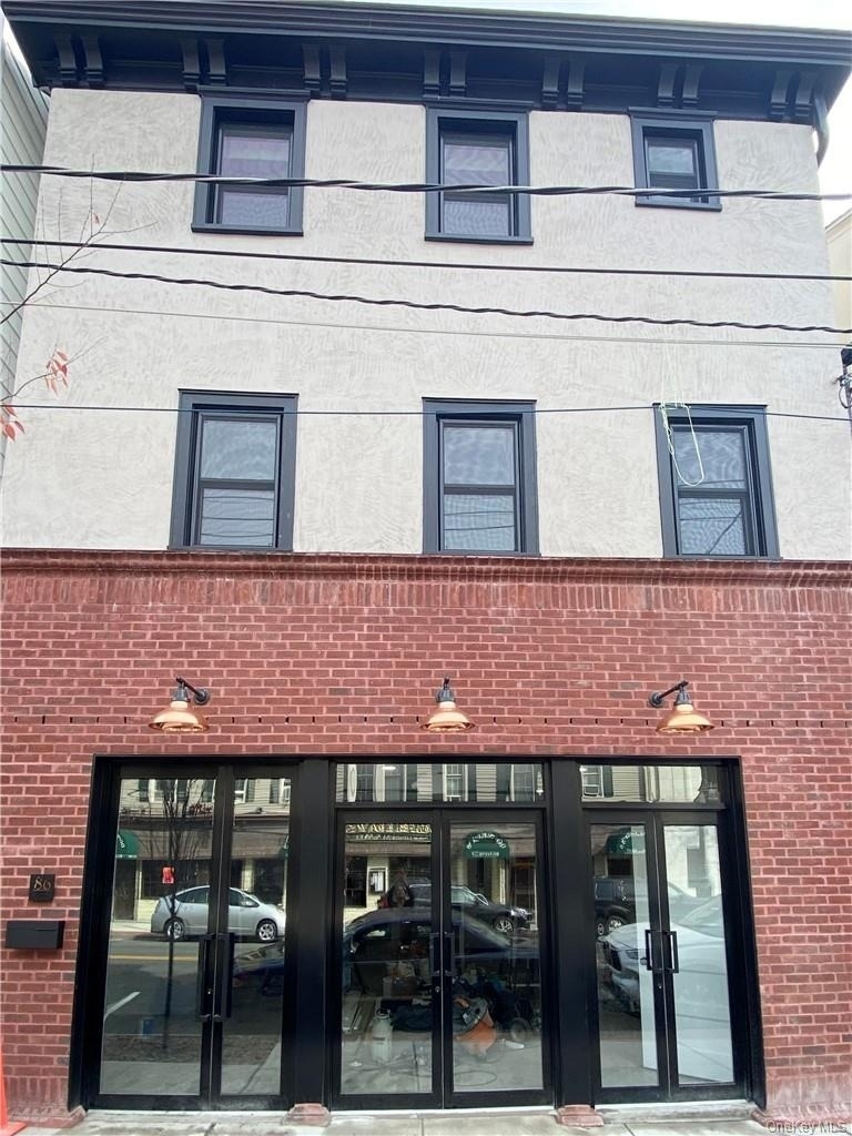 86 Main Street - Photo 1