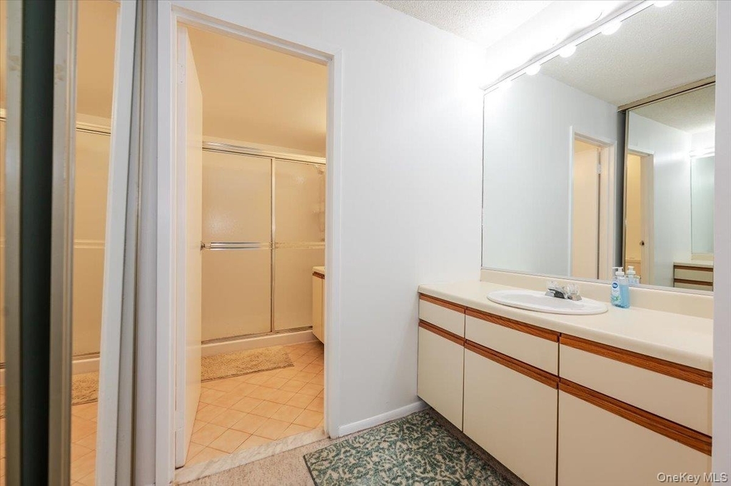 730 W Broadway - Photo 12