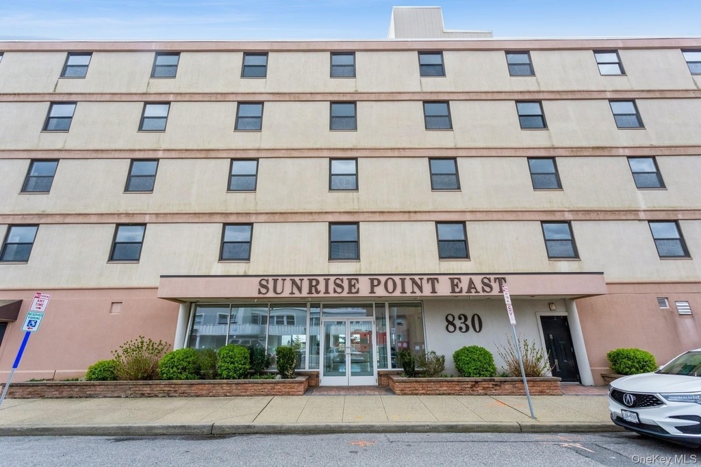 830 Shore - Photo 0