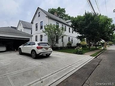 182 Lowell Avenue - Photo 1
