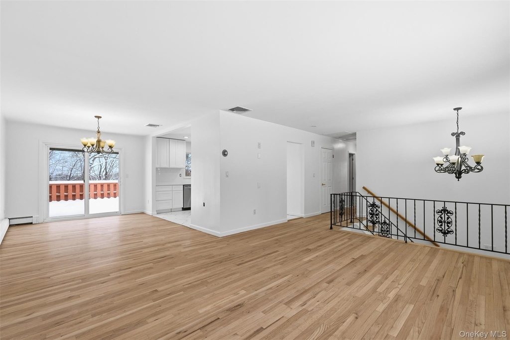 1618 Morningview Drive - Photo 7