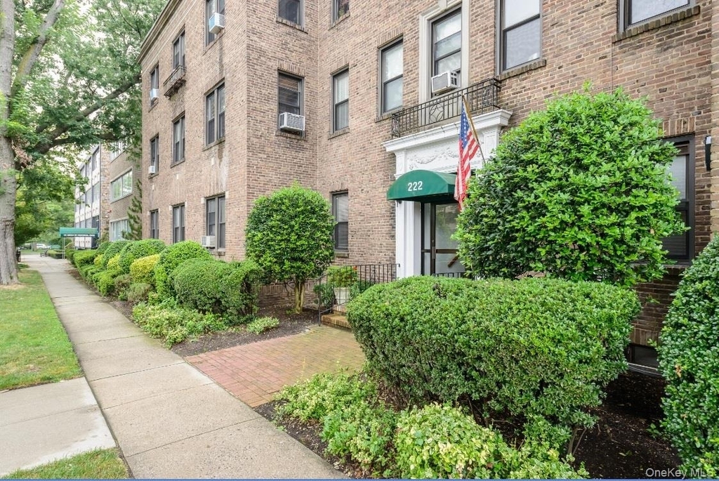 222 Seventh Street - Photo 1