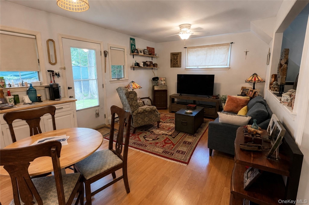 81 Daly Road - Photo 2