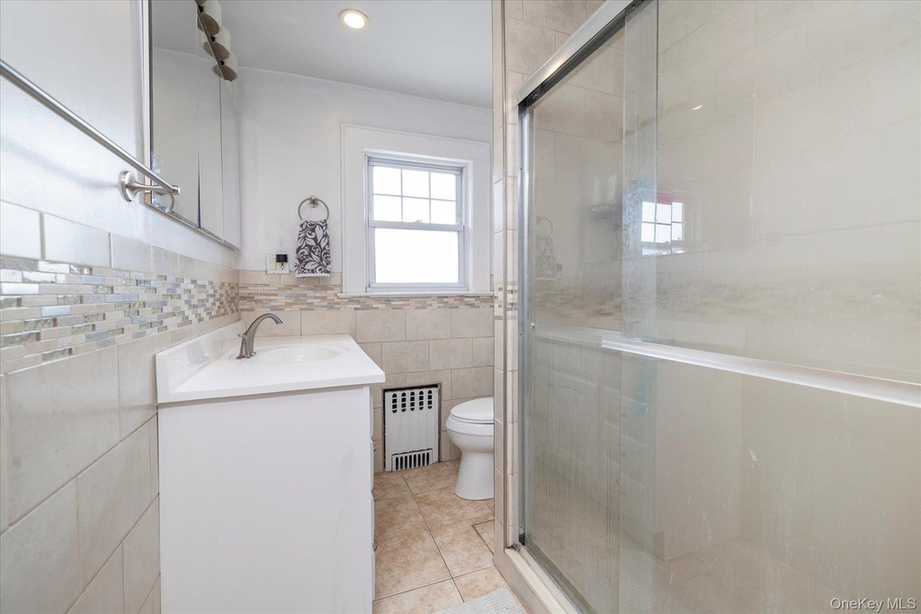 66 Reid Avenue - Photo 4