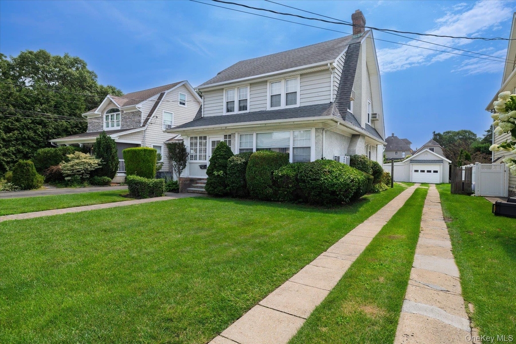 66 Reid Avenue - Photo 1