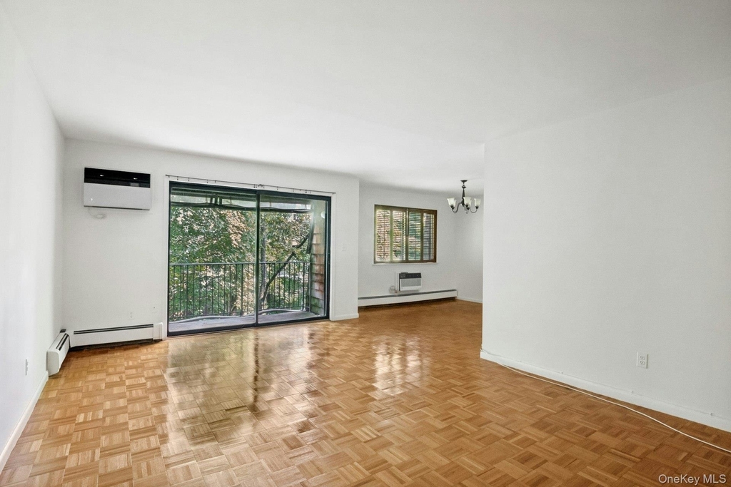 500 Central Park Avenue - Photo 3
