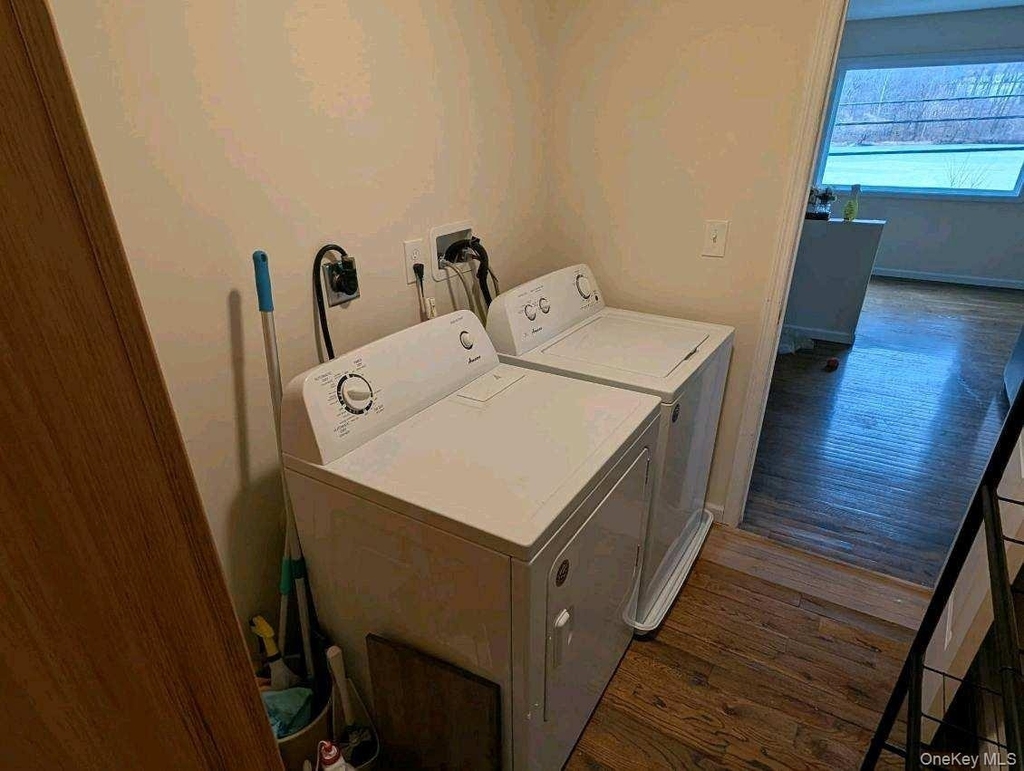 580 Lakes Road - Photo 8