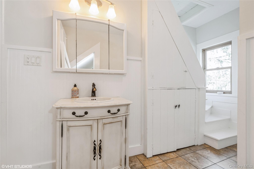 1392 Kings Highway - Photo 15