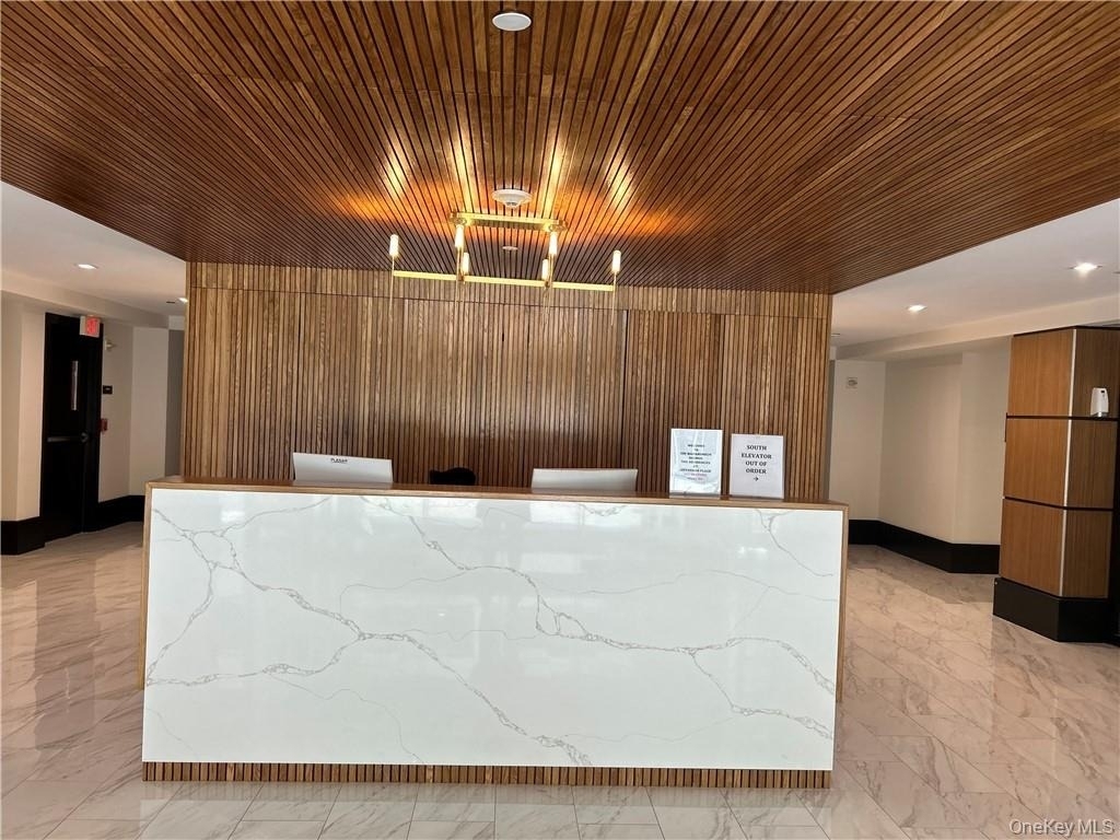300 Mamaroneck Avenue - Photo 2