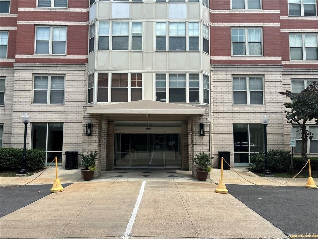300 Mamaroneck Avenue - Photo 1