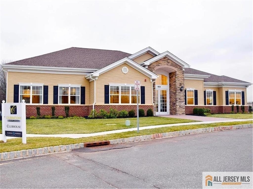 544 E Celebration Way - Photo 21