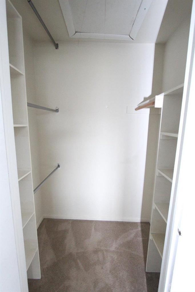 5015 Ravens Crest Drive - Photo 17