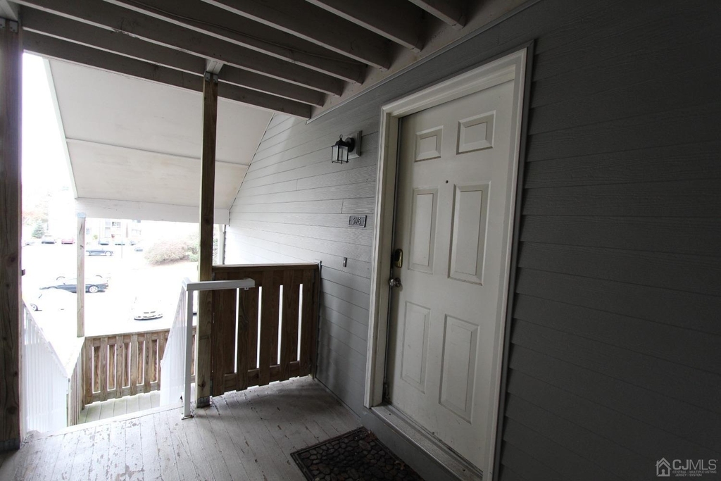 5015 Ravens Crest Drive - Photo 2