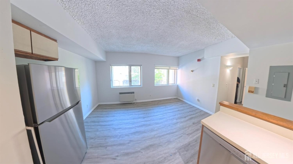 40 Fayette Street - Photo 0