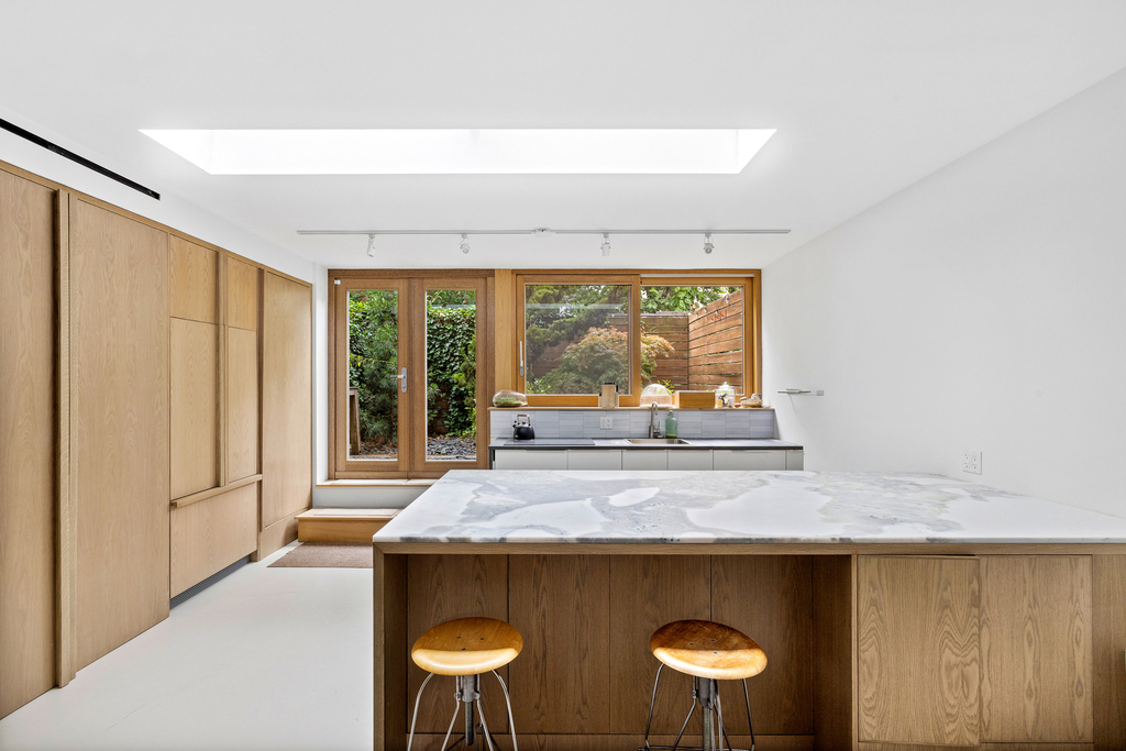 44 Sharon Street - Photo 0